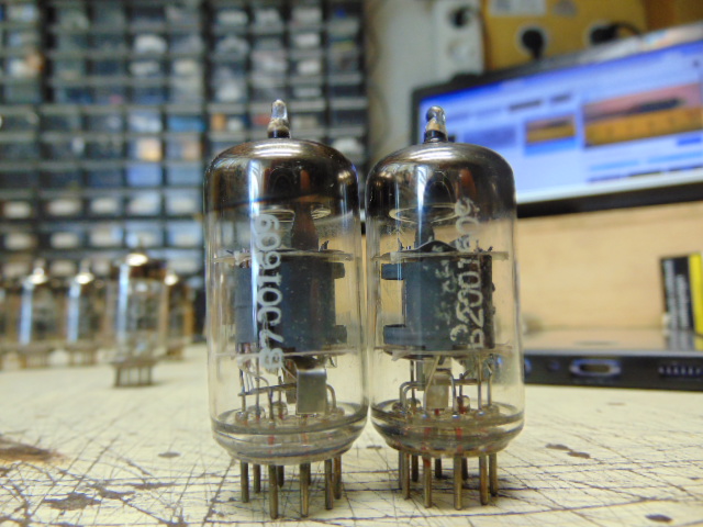 ECF82 Telefunken