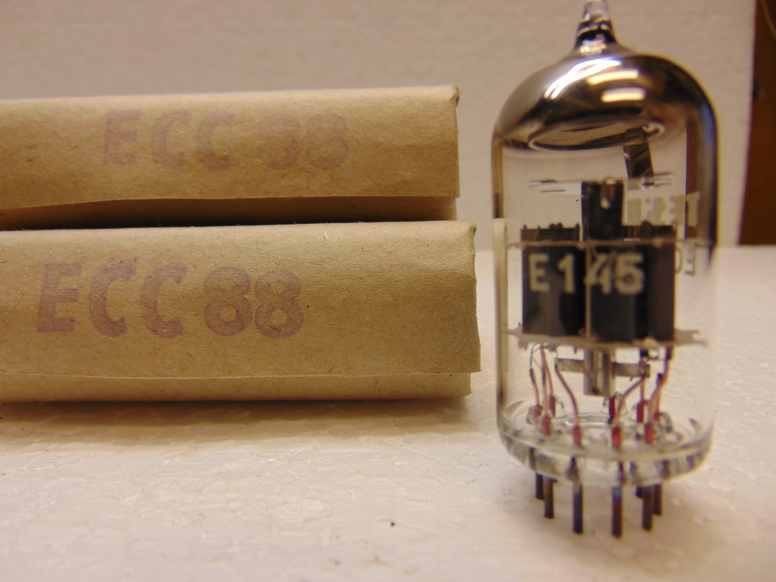 ECC88 Tesla
