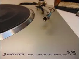 PIONEER PL-200