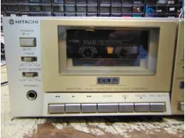 Hitachi D-90s