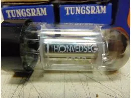 VR105 Tungsram Katonai