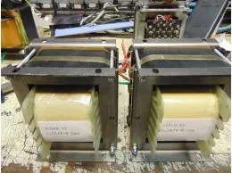 PL519 PP kimenő pár 2,5K/4-8 Ohm