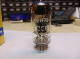 ECC81 PHILIPS