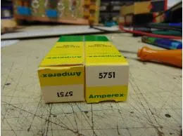 5751 AMPEREX paar