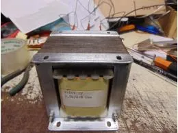 PP kimenő  2,5K/4-8 Ohm