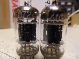 6072 /12AY7 G.E. PÁR