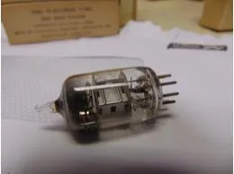 JHS 5654 / 6AK5W Sylvania