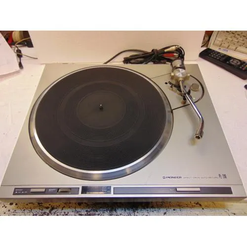 PIONEER PL-200