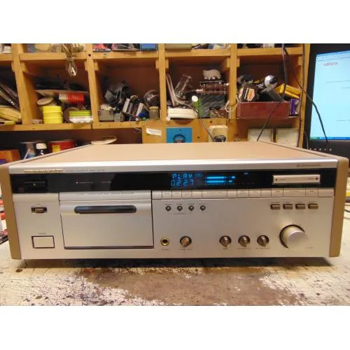 Marantz ST-72