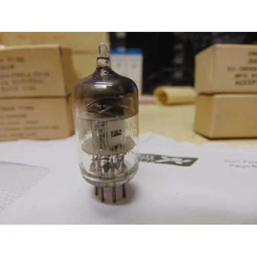 JHS 5654 / 6AK5W Sylvania